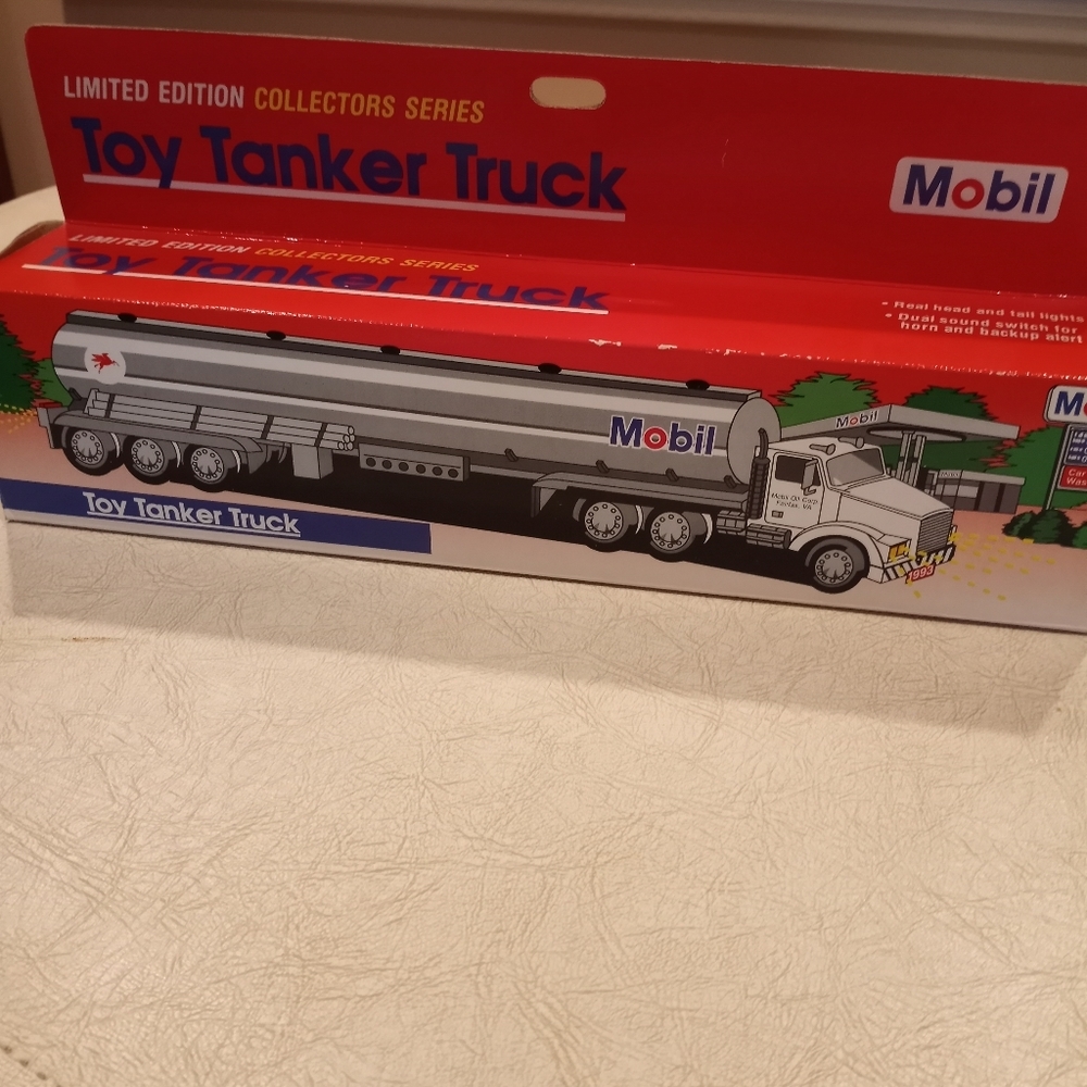 Toy tanker truck